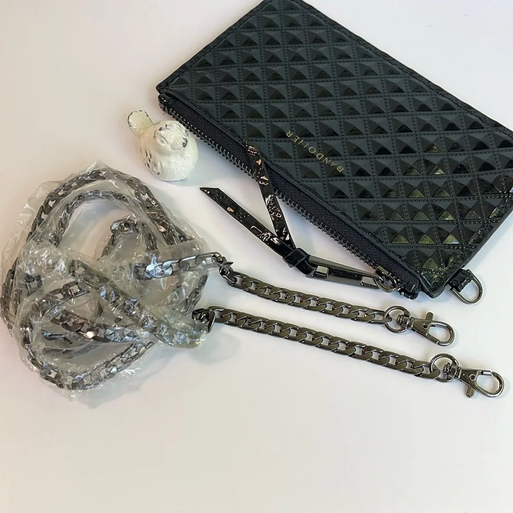 Bandolier Sheila Pyramid Pouch In Black - Picture 13 of 16